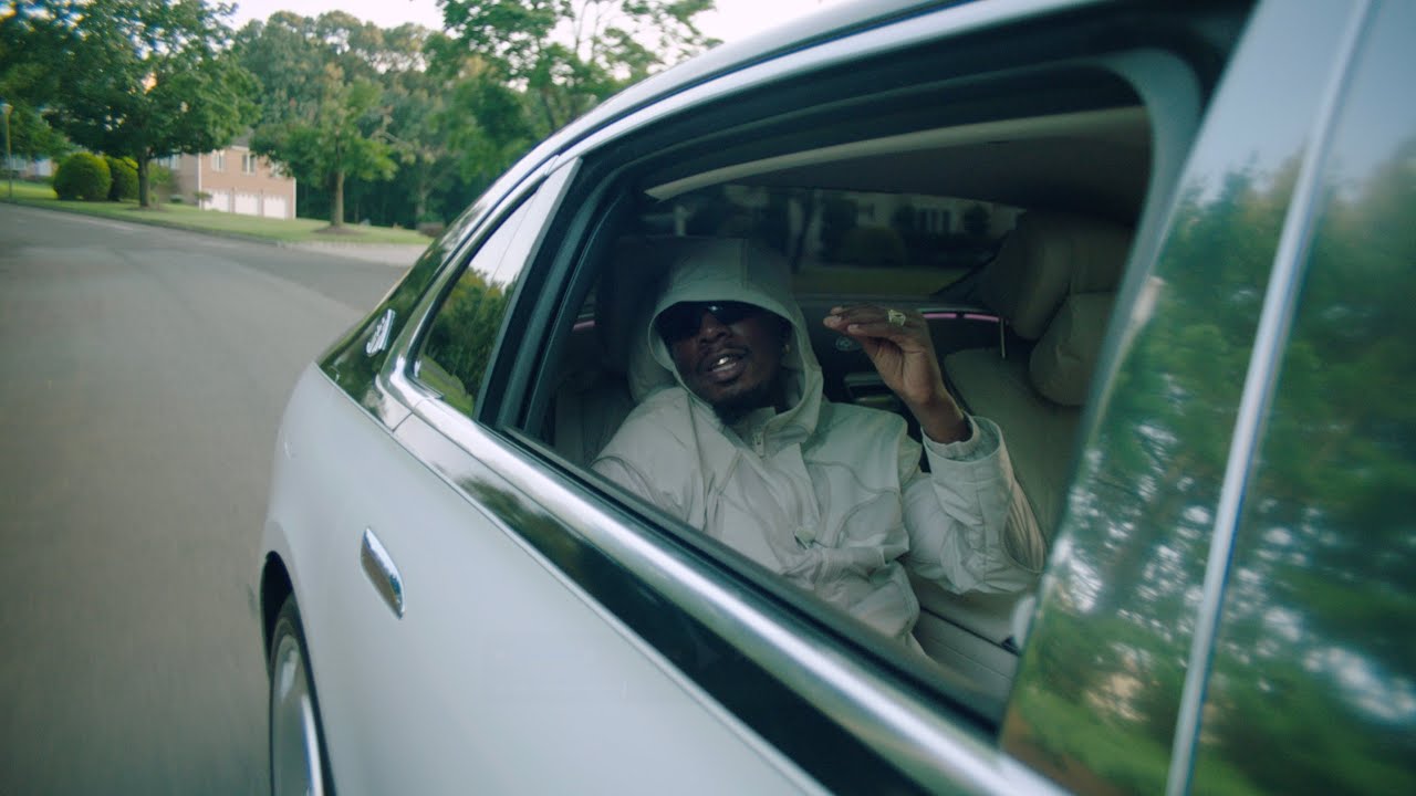 Joey Bada$$ – DARK AURA