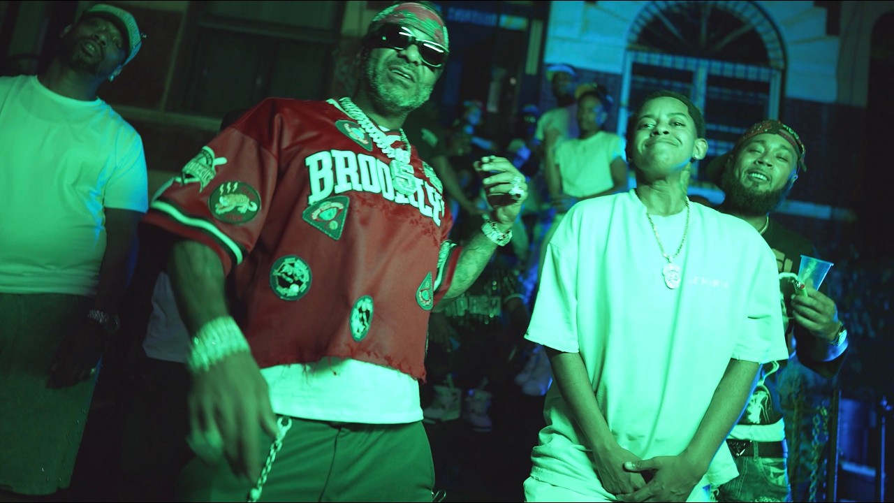 Steph X & Jim Jones - Hole In My Heart