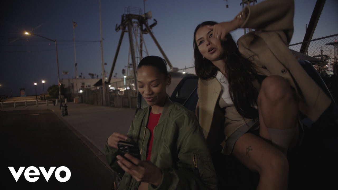 Lexa Gates - Nothing To Worry About