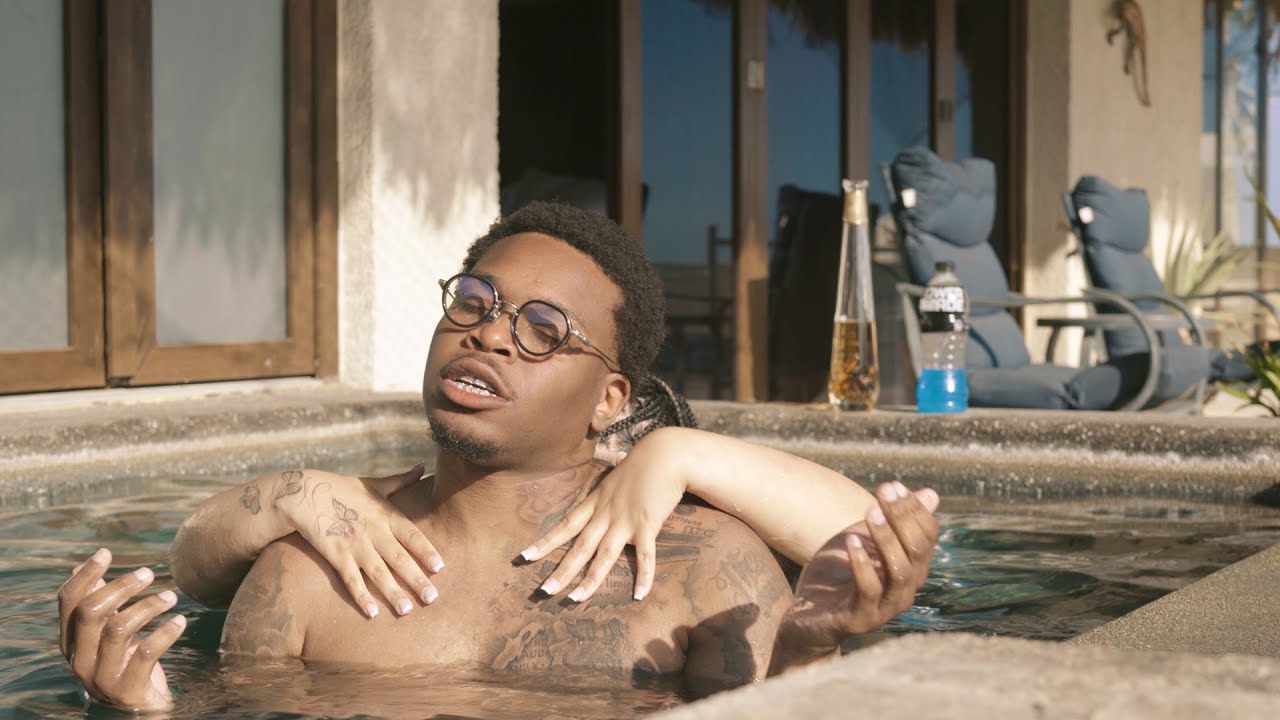 Kenny Muney - Papi's Home