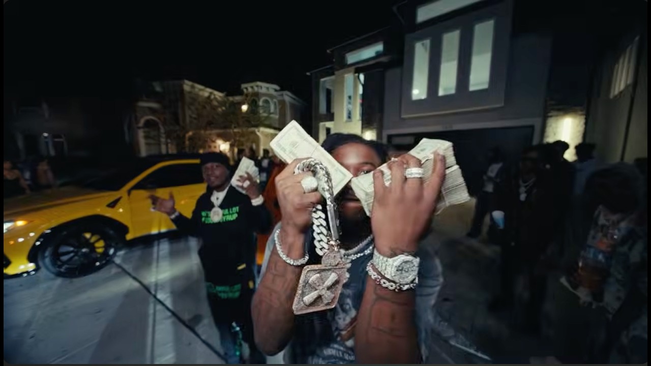 Hotboii – Outta Space