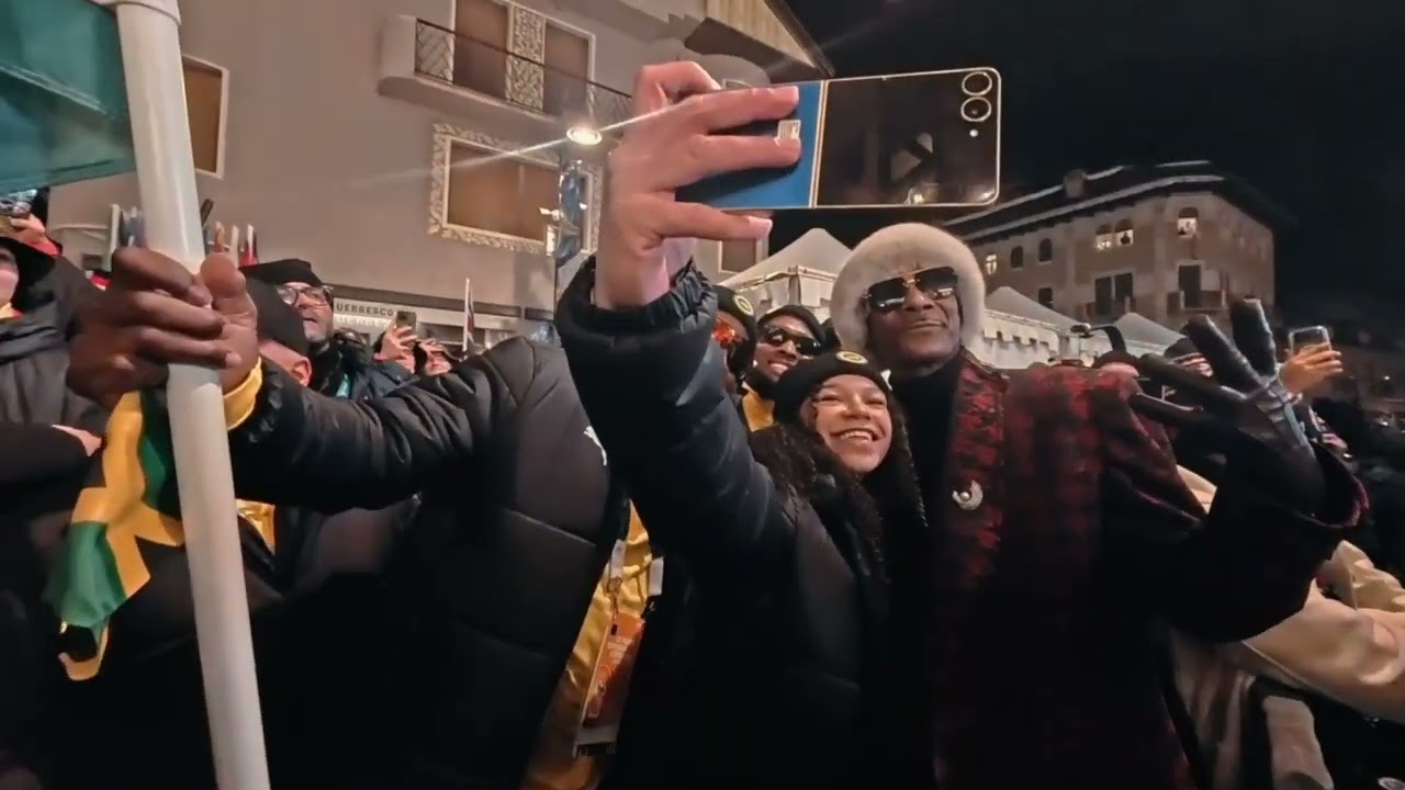 Snoop Dogg – Heart in Need of a Hug