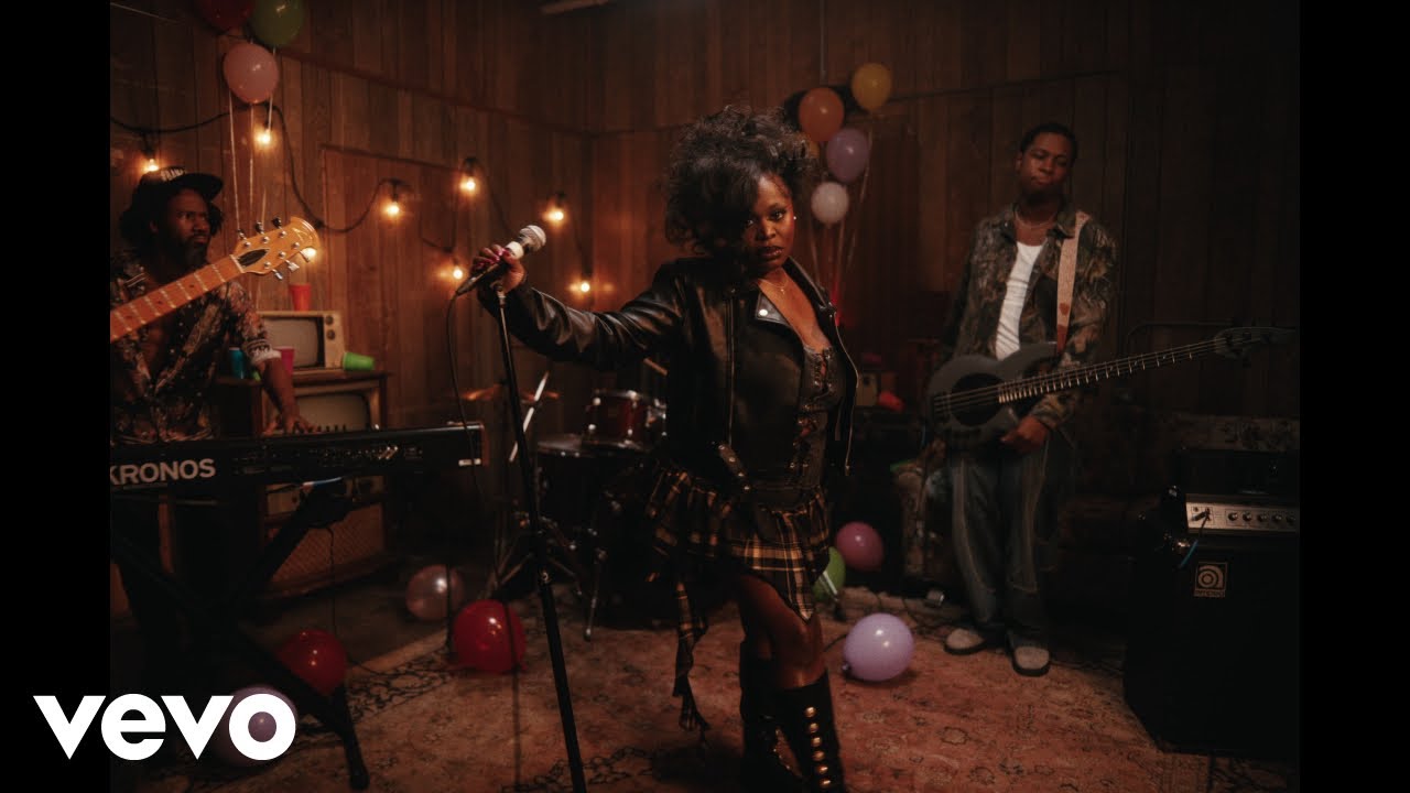 Tank And The Bangas – No Invite