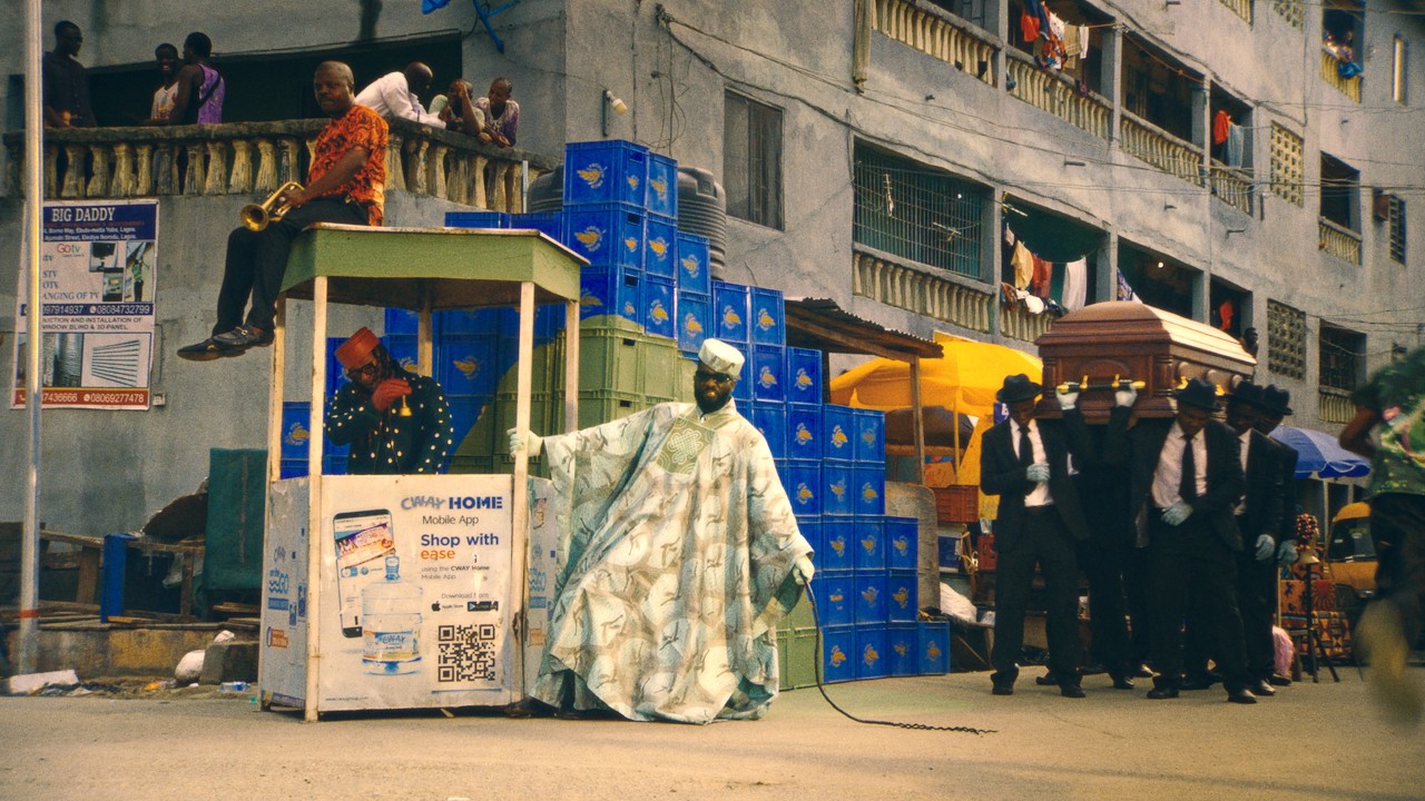 Tobe Nwigwe & Sia & Fat Nwigwe – DISGUISE