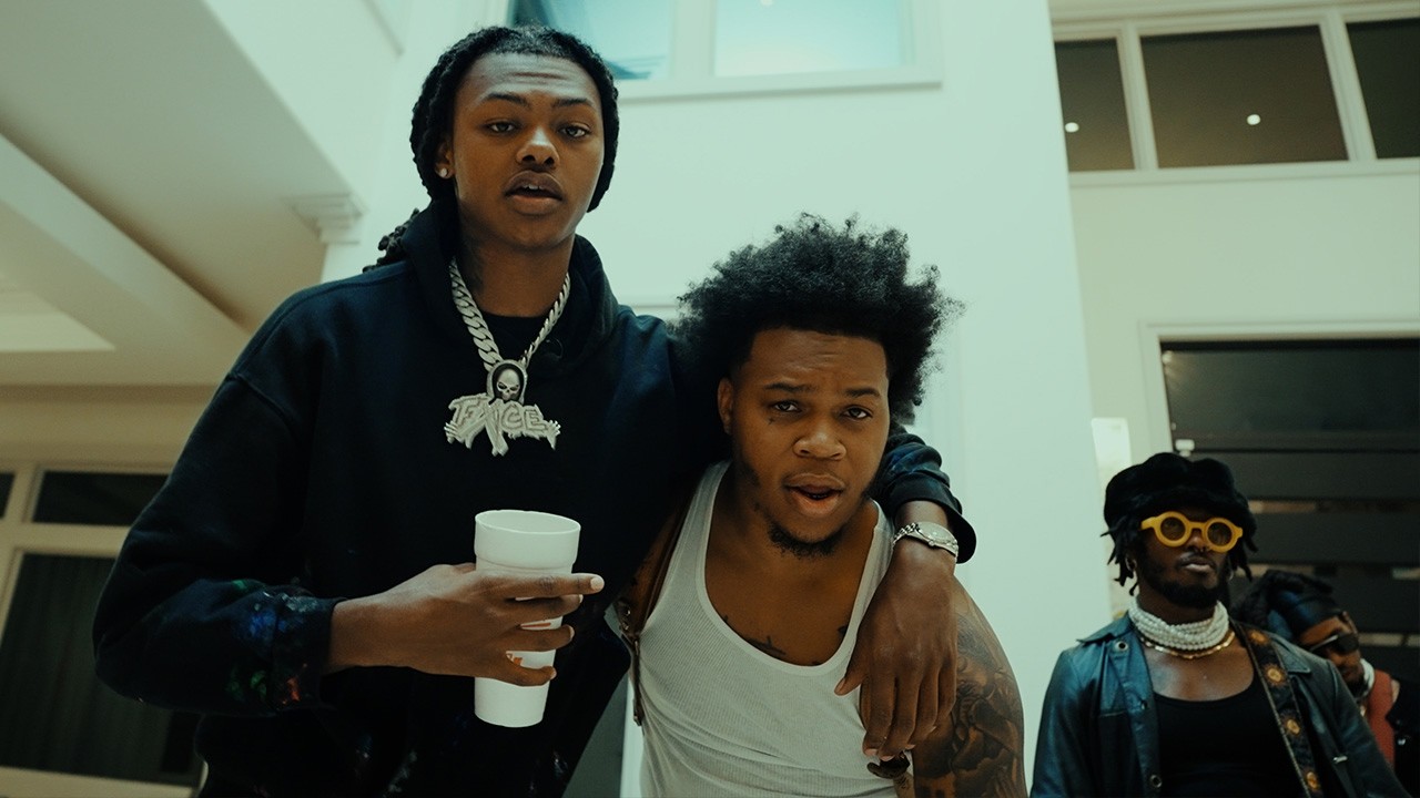 Babyfxce E & FoxBD – It’s The Summer