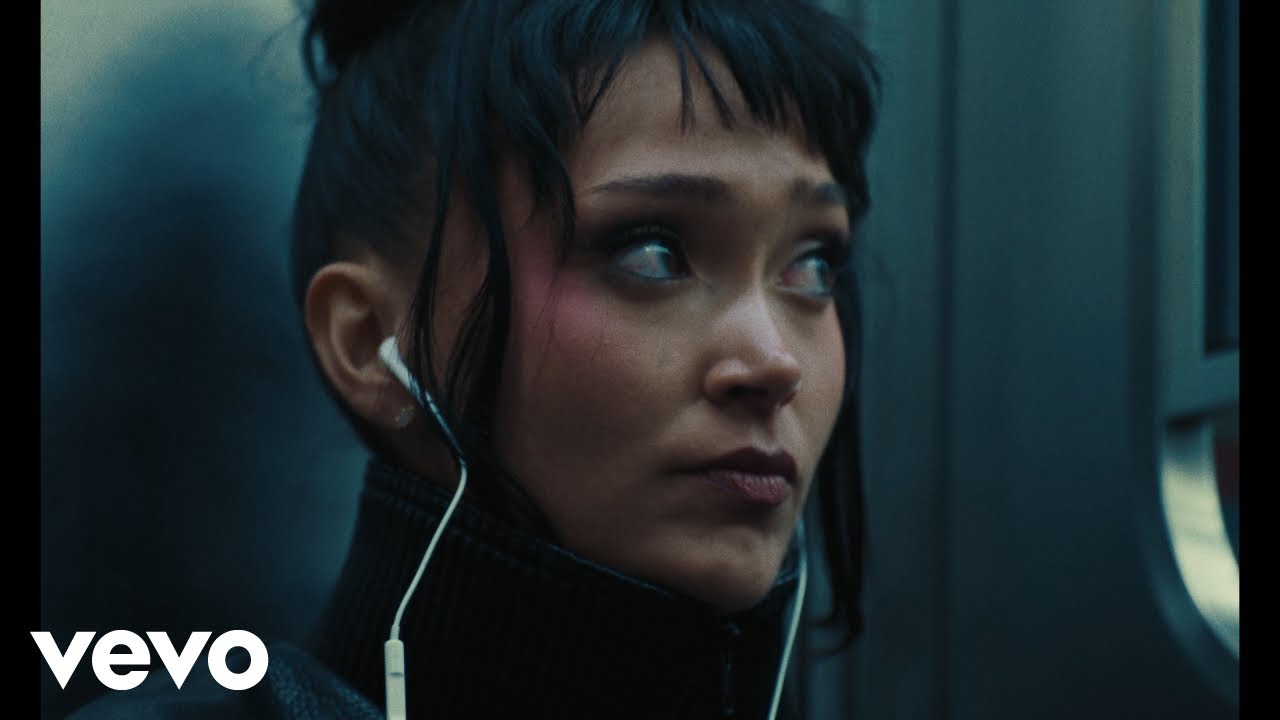 Joy Crookes & Denzel Curry – Painkiller